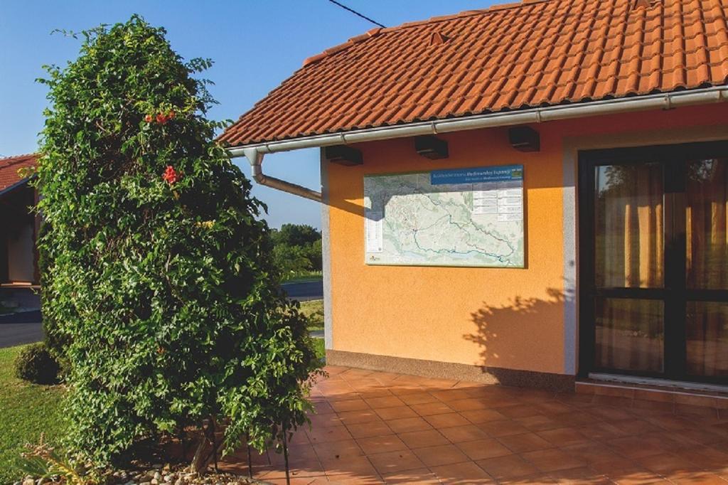 Holiday Home Novak M Sveti Martin Na Muri Luaran gambar